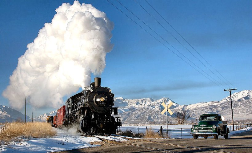 snow-train-truck