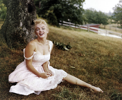 Smiling Marilyn